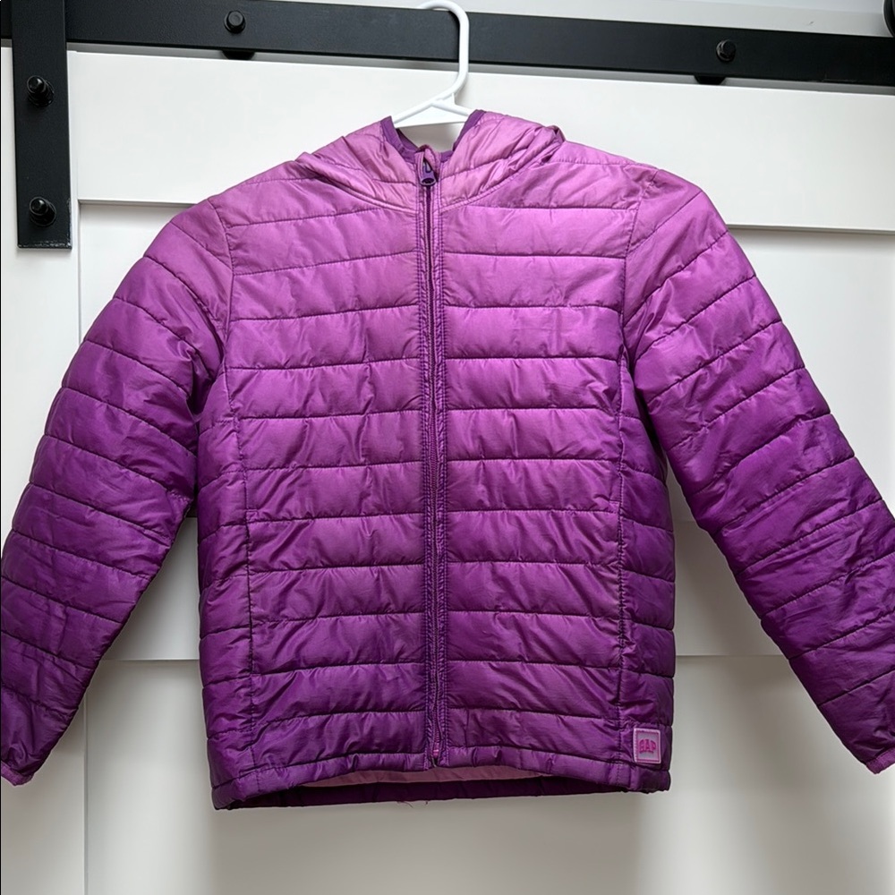 Gap Kids Light Puffer Coat, size small, in EUC